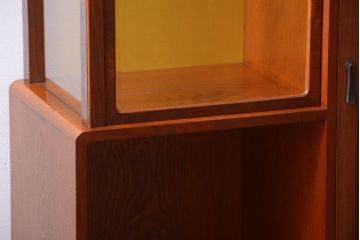 中古　ガラスケース付き!高級収納戸棚(三味線ケース)