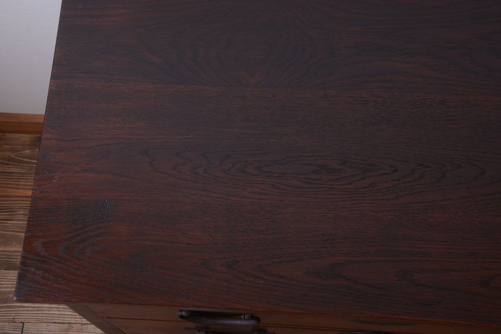 アンティーク家具　古民具・骨董　上品な衣装箪笥カウンターテーブル(作業台)