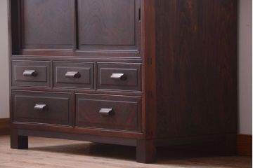 アンティーク家具　古民具・骨董　脚付きのアンティーク時代箪笥カウンターテーブル(作業台)