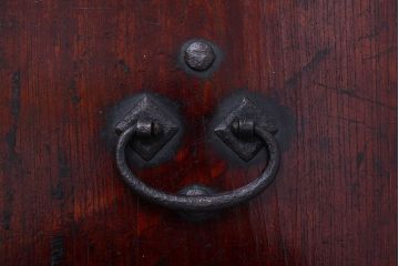 アンティーク家具　古民具・骨董　明治期　かくし付き!懸硯型佐渡船箪笥(掛硯型、懸硯型、舟箪笥)