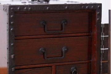 アンティーク家具　古民具・骨董　明治期　かくし付き!懸硯型佐渡船箪笥(掛硯型、懸硯型、舟箪笥)