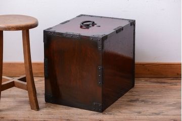 アンティーク家具　古民具・骨董　明治期　かくし付き!懸硯型佐渡船箪笥(掛硯型、懸硯型、舟箪笥)