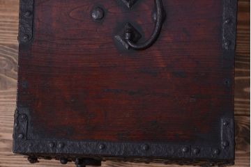 アンティーク家具　古民具・骨董　明治期　かくし付き!懸硯型佐渡船箪笥(掛硯型、懸硯型、舟箪笥)