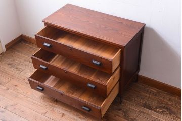 レトロ家具　昭和レトロ　鉄脚付き!アンティークローチェスト(衣装箪笥)