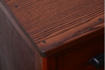 レトロ家具　昭和レトロ　鉄脚付き!アンティークローチェスト(衣装箪笥)