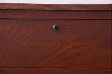 レトロ家具　昭和レトロ　鉄脚付き!アンティークローチェスト(衣装箪笥)