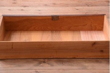 レトロ家具　昭和レトロ　鉄脚付き!アンティークローチェスト(衣装箪笥)