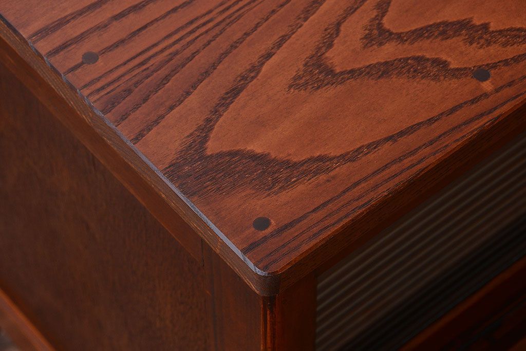 レトロ家具　 昭和レトロ　鉄脚付き!アンティークローボード