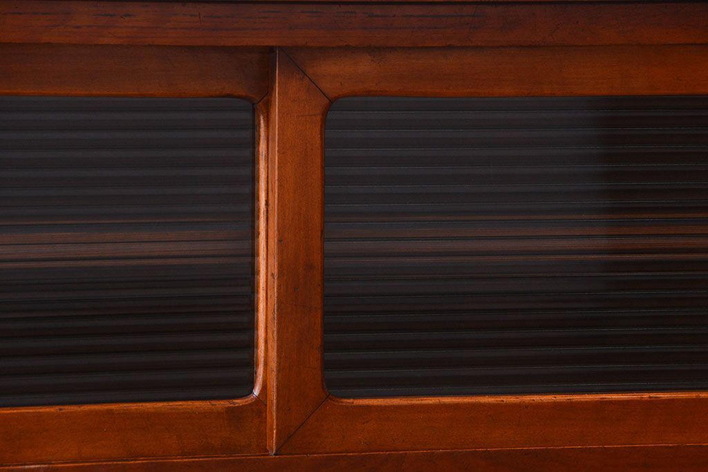 レトロ家具　 昭和レトロ　鉄脚付き!アンティークローボード