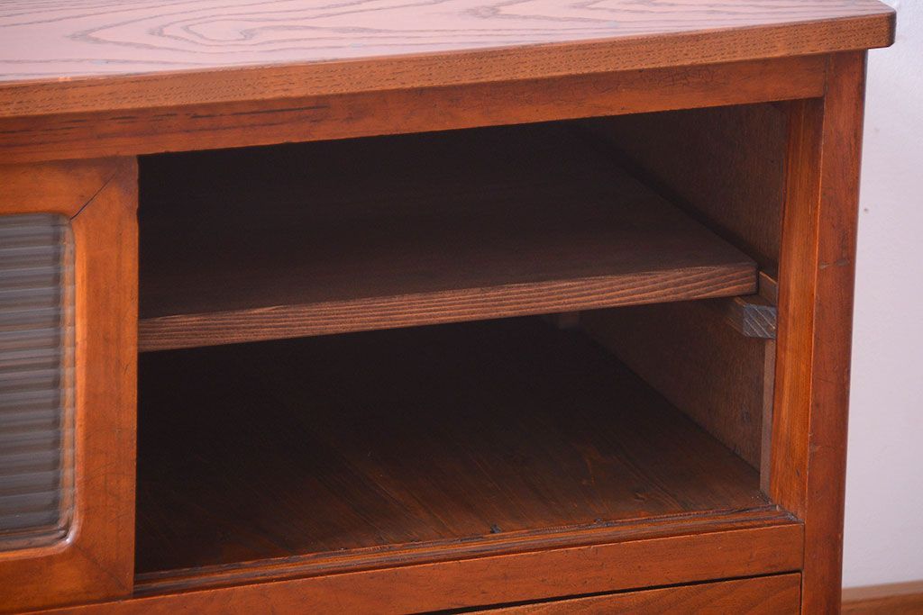 レトロ家具　 昭和レトロ　鉄脚付き!アンティークローボード