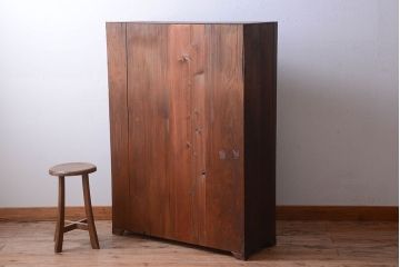 アンティーク家具　和製アンティーク　大正期　丸窓引き戸付き!古い木製のモダンな縦型収納棚