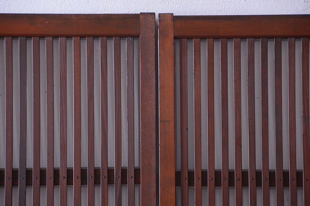 和製アンティーク　古い木のシンプルな格子戸4枚セット