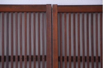 和製アンティーク　古い木のシンプルな格子戸4枚セット