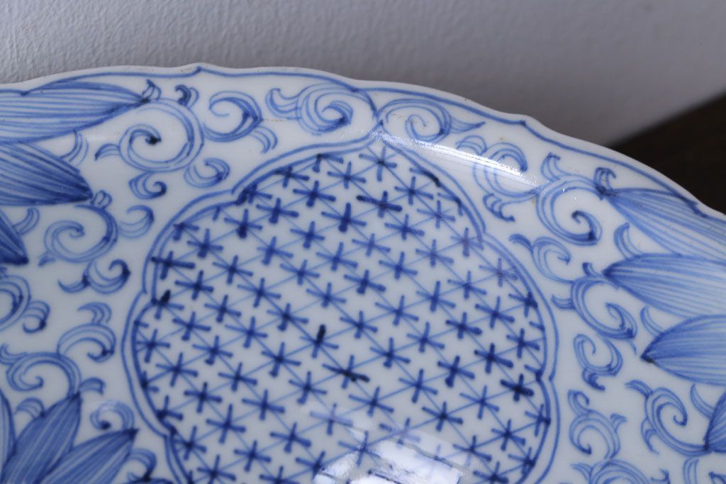 アンティーク　成化年製!線描き染付深鉢(お皿)