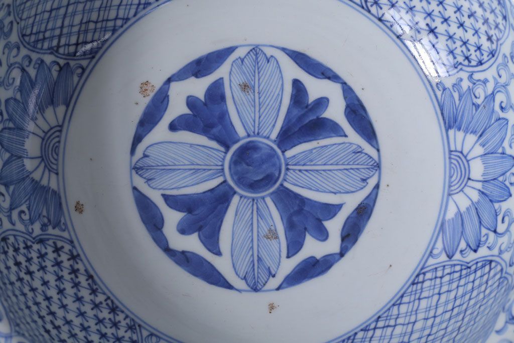 アンティーク　成化年製!線描き染付深鉢(お皿)