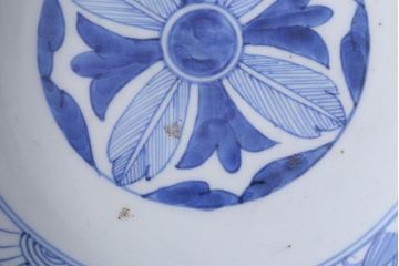 アンティーク　成化年製!線描き染付深鉢(お皿)