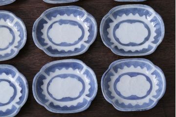 アンティーク雑貨　和製アンティーク　陽刻　梅の図　小皿9枚セット