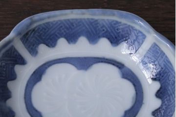 アンティーク雑貨　和製アンティーク　陽刻　梅の図　小皿9枚セット