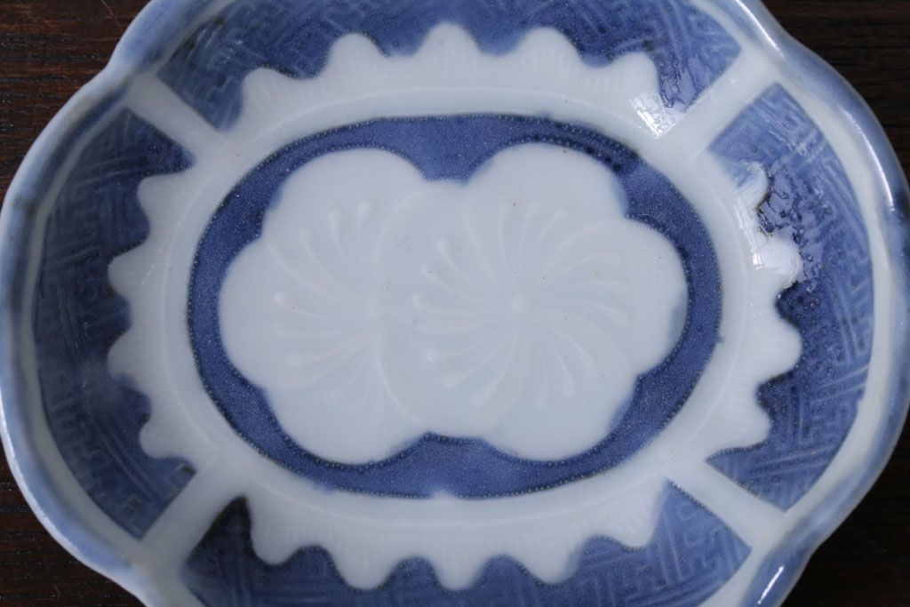 アンティーク雑貨　和製アンティーク　陽刻　梅の図　小皿9枚セット