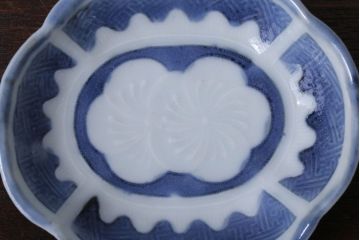 アンティーク雑貨　和製アンティーク　陽刻　梅の図　小皿9枚セット