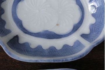 アンティーク雑貨　和製アンティーク　陽刻　梅の図　小皿9枚セット