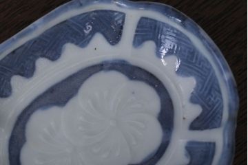 アンティーク雑貨　和製アンティーク　陽刻　梅の図　小皿9枚セット