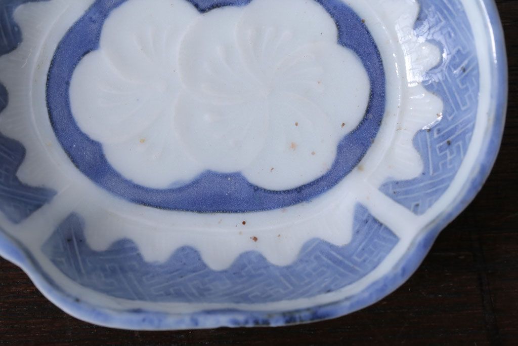 アンティーク雑貨　和製アンティーク　陽刻　梅の図　小皿9枚セット