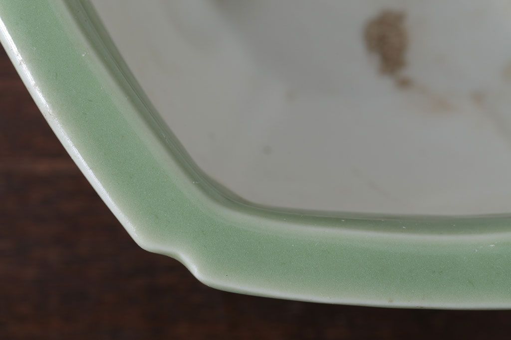 アンティーク雑貨　古民具・骨董　陽刻六角青磁植木鉢