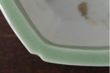 アンティーク雑貨　古民具・骨董　陽刻六角青磁植木鉢