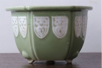 アンティーク雑貨　古民具・骨董　陽刻六角青磁植木鉢