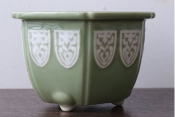 アンティーク雑貨　古民具・骨董　陽刻六角青磁植木鉢