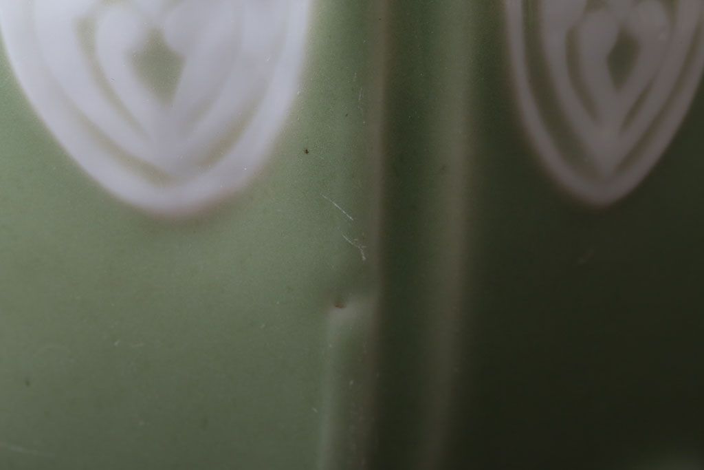 アンティーク雑貨　古民具・骨董　陽刻六角青磁植木鉢