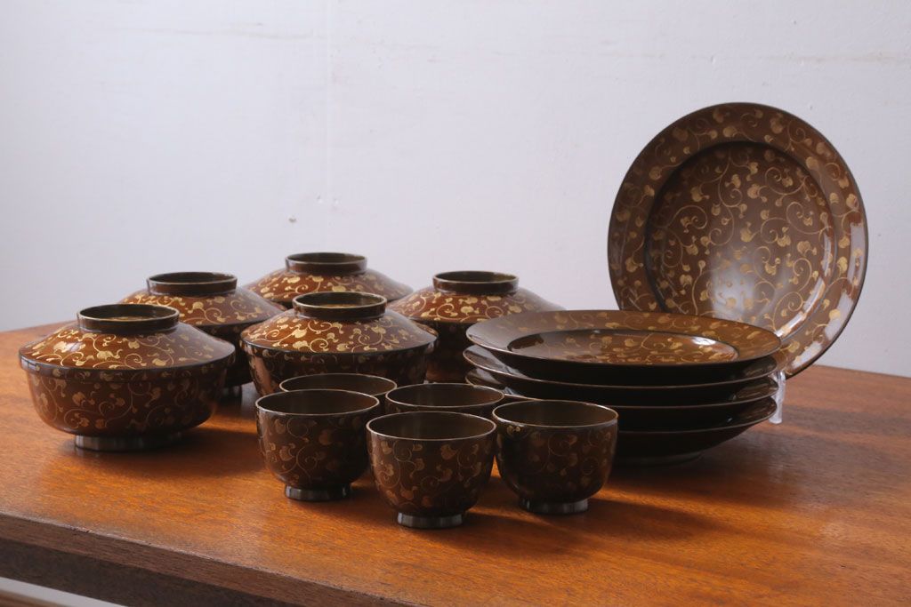 アンティーク雑貨　アンティーク　明治〜大正!沈金蒔絵木製お椀・皿など15点セット