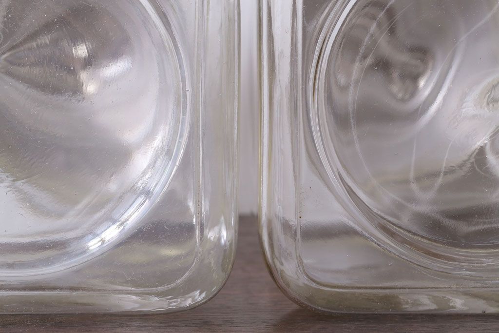 アンティーク雑貨　昭和レトロ　古い駄菓子屋のガラス瓶3個セット