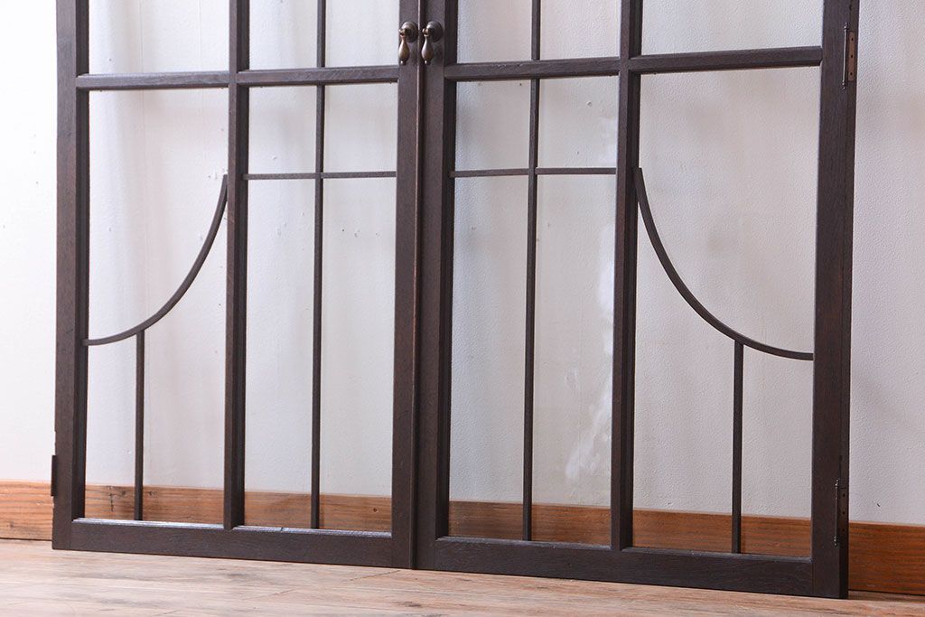 大正ロマン　幾何学デザインがモダンなアンティーク両開きガラス戸(扉・窓)
