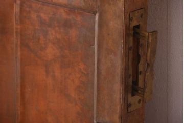 古民具・骨董　前面銅板のアンティーク蔵戸(玄関戸)