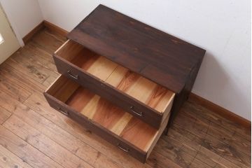 アンティーク家具　 和製アンティーク　シンプルな衣装箪笥の鉄脚ローボード(ローチェスト)(2)