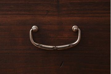 アンティーク家具　 和製アンティーク　シンプルな衣装箪笥の鉄脚ローボード(ローチェスト)(2)