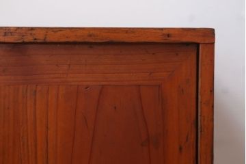 アンティーク家具　和製アンティーク　古い木の小ぶりなケンドン式扉の収納棚