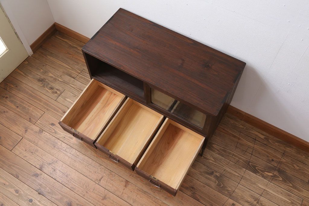 レトロ家具　昭和レトロ　気泡ガラス入り!アンティーク鉄脚ローボード