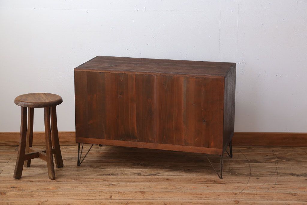 レトロ家具　昭和レトロ　気泡ガラス入り!アンティーク鉄脚ローボード