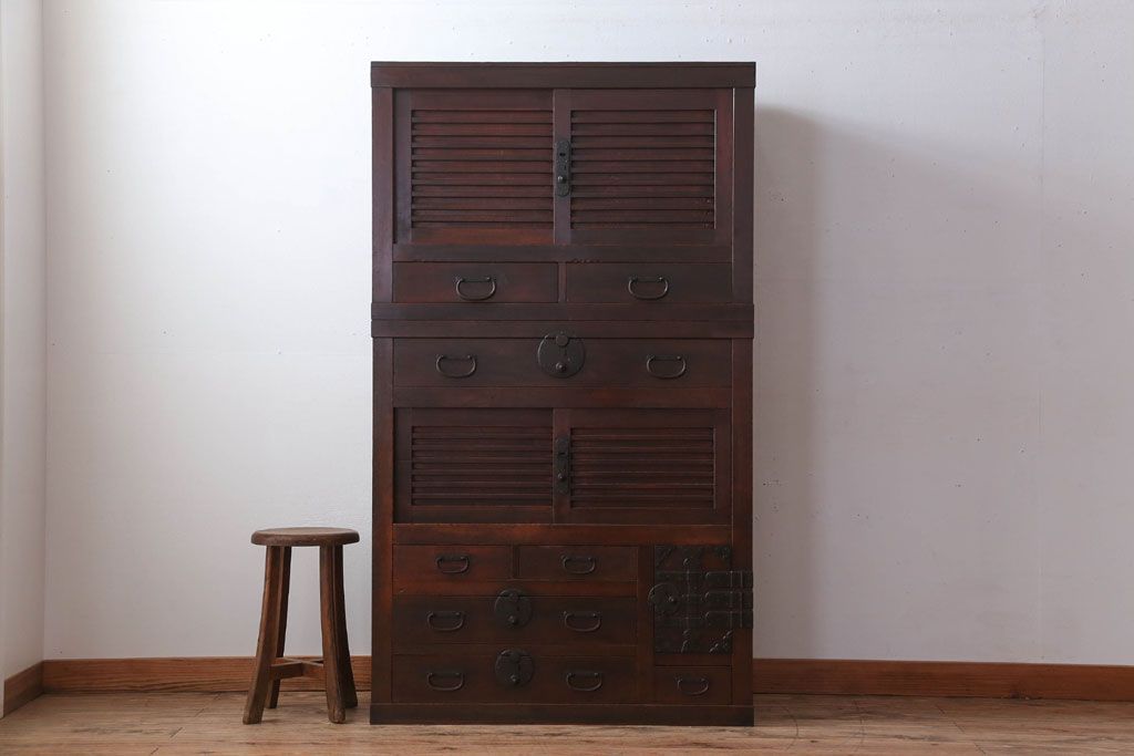 アンティーク家具　古民具・骨董　横桟引き戸のアンティーク美濃帳場箪笥