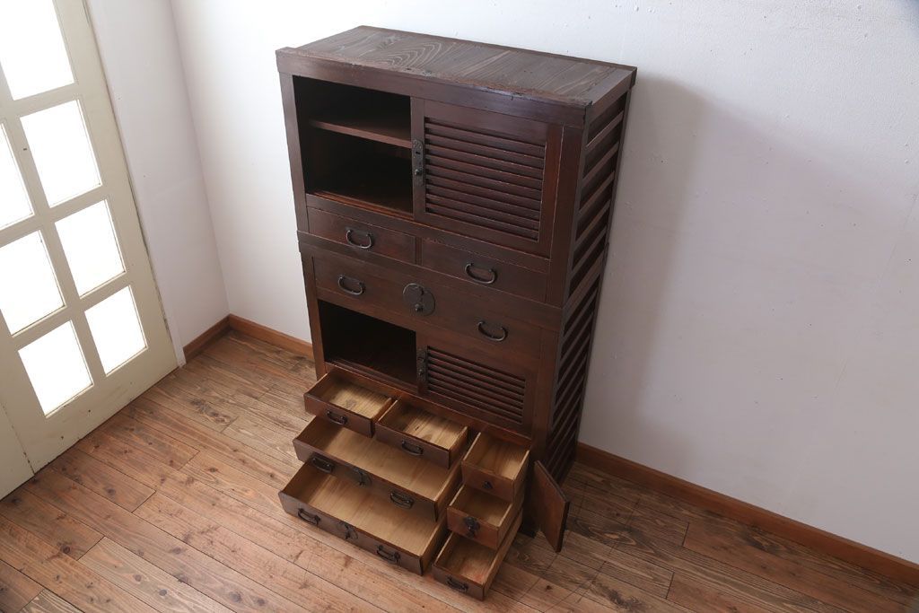 アンティーク家具　古民具・骨董　横桟引き戸のアンティーク美濃帳場箪笥