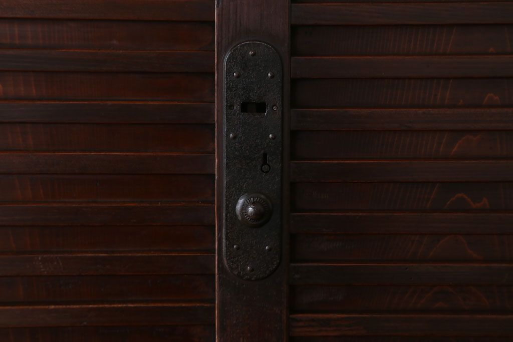 アンティーク家具　古民具・骨董　横桟引き戸のアンティーク美濃帳場箪笥