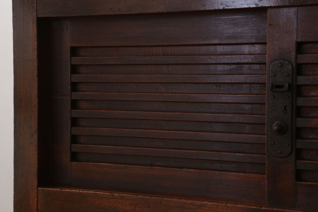 アンティーク家具　古民具・骨董　横桟引き戸のアンティーク美濃帳場箪笥