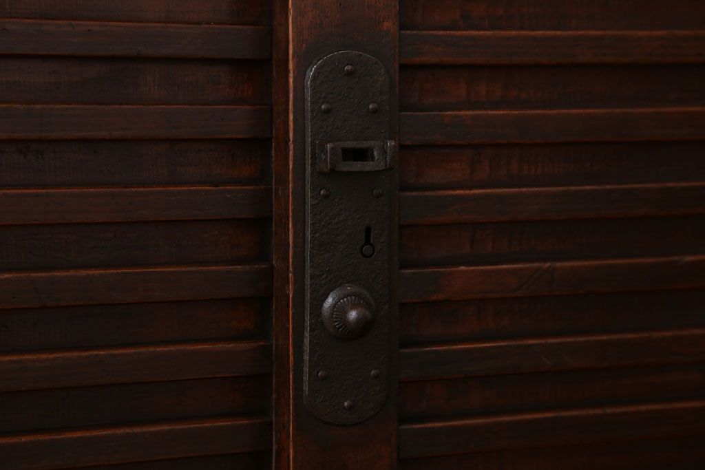 アンティーク家具　古民具・骨董　横桟引き戸のアンティーク美濃帳場箪笥