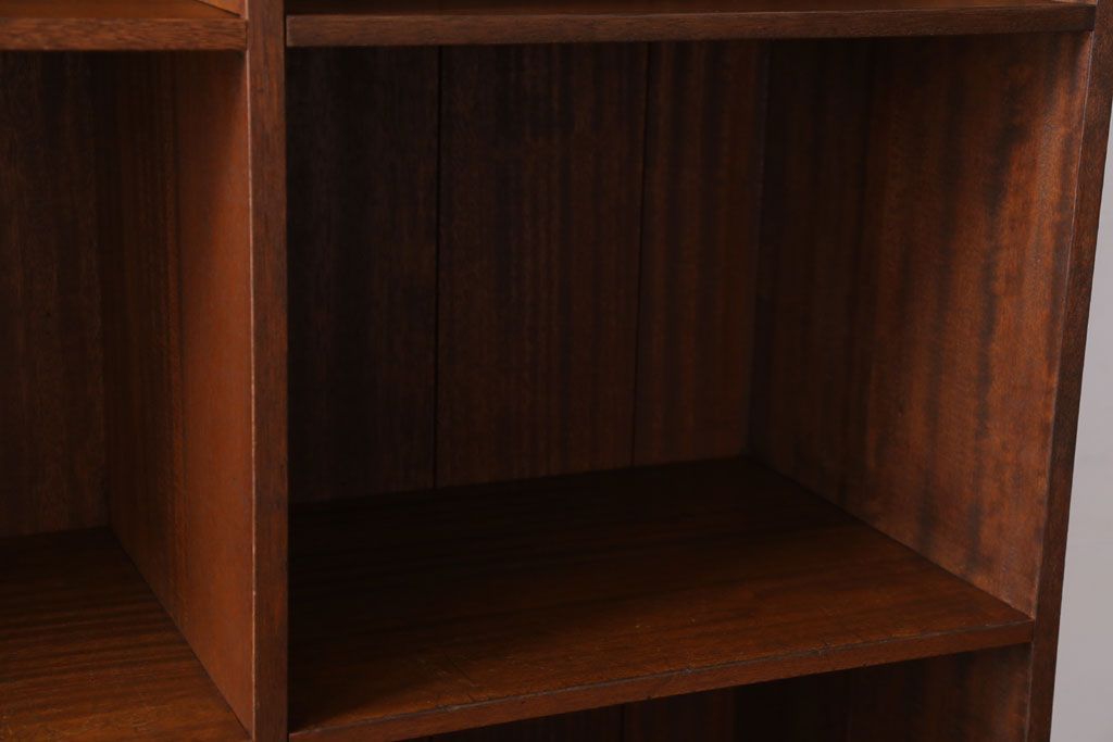 アンティーク家具　和製アンティーク　特大サイズ!古い木の重厚な縦型マス目棚