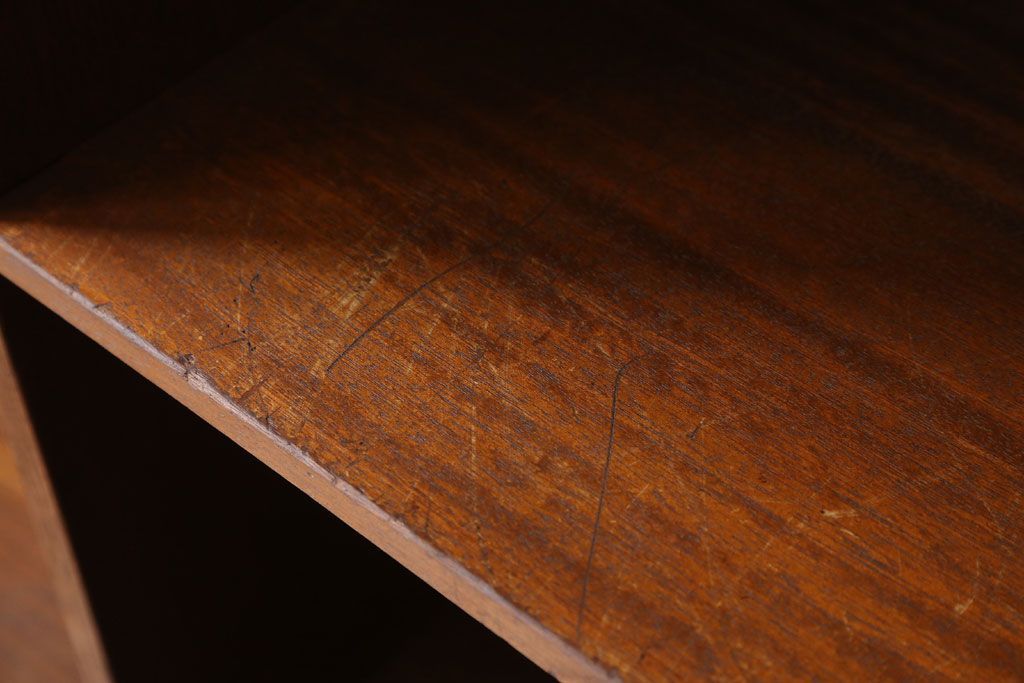 アンティーク家具　和製アンティーク　特大サイズ!古い木の重厚な縦型マス目棚