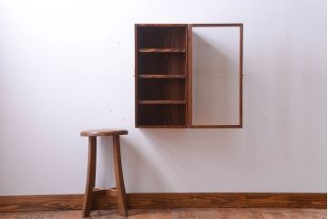 レトロ家具　昭和レトロ　古い木のアンティーク壁掛け収納棚