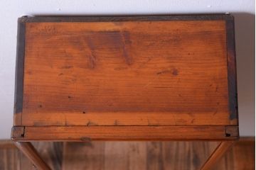 レトロ家具　昭和レトロ　古い木のアンティーク壁掛け収納棚